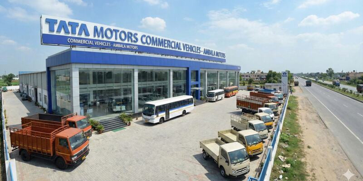 Why do commercial vehicle dealers conduct training sessions for drivers & owners?